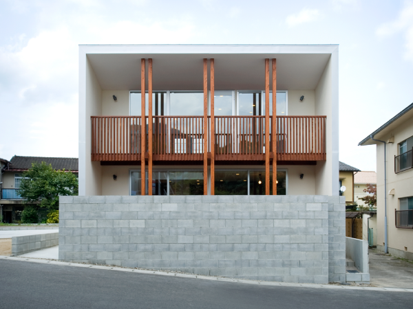 傾斜地を有効活用した家の施工事例イメージ