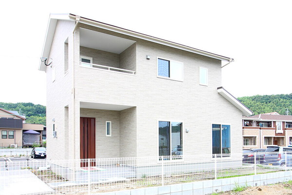 街並みに馴染むデザインの施工事例イメージ