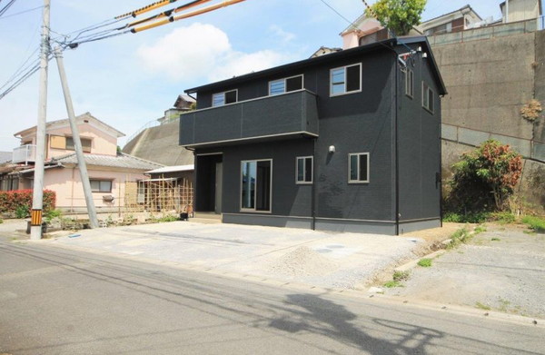 眺めの良いシンプル住宅の施工事例イメージ