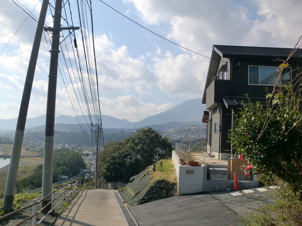 新鮮な空気で満たされる開放的な住まいの施工事例イメージ